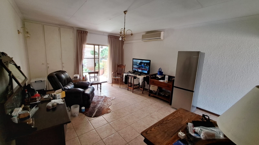 1 Bedroom Property for Sale in Oudorp North West